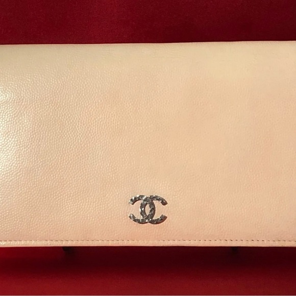 CHANEL Leather Long Wallet CC Logo Beige - Picture 2 of 13